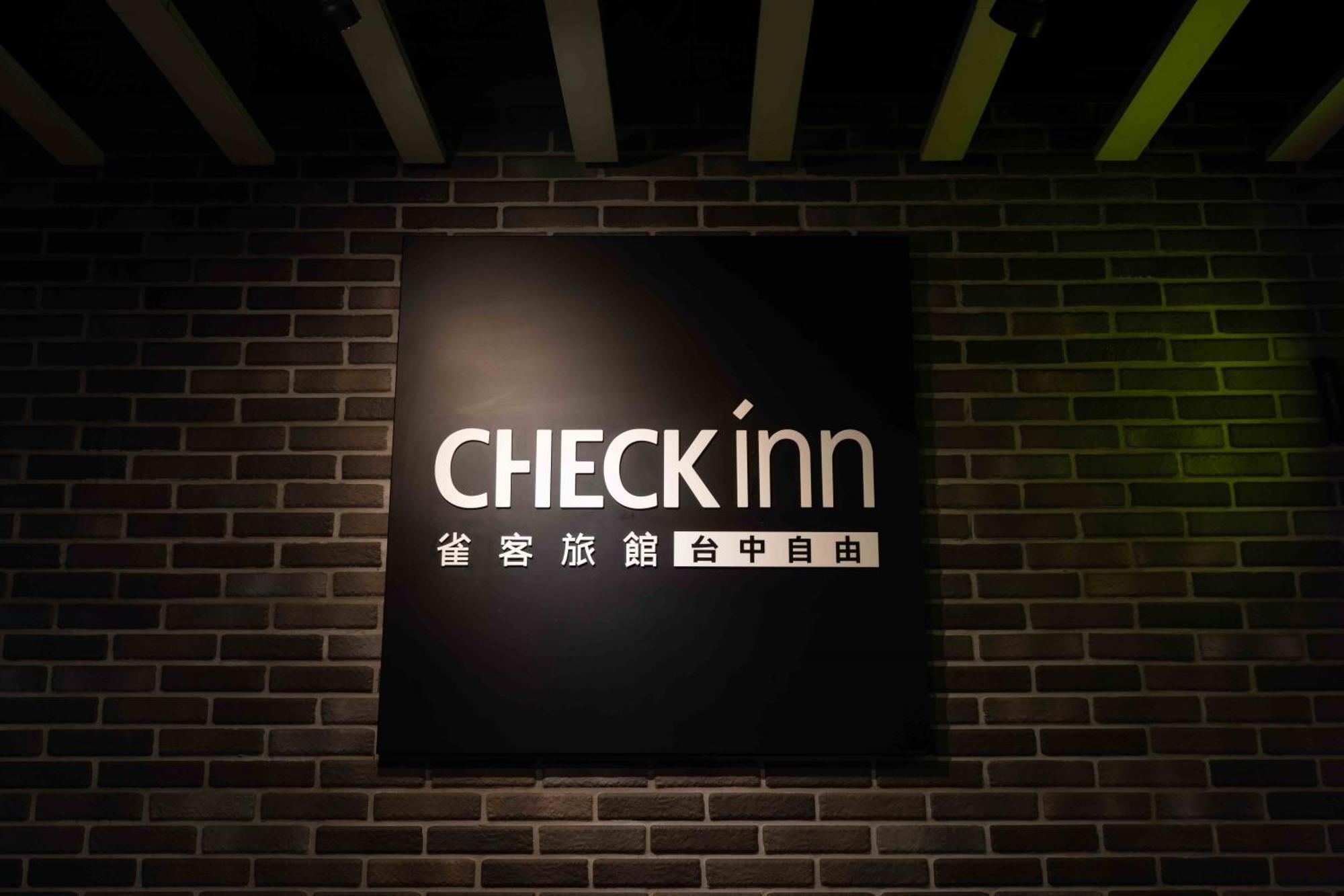 Check Inn Taichung Ziyou Luaran gambar